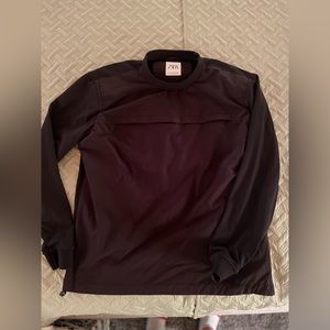 Zara front zipper pocket rain top